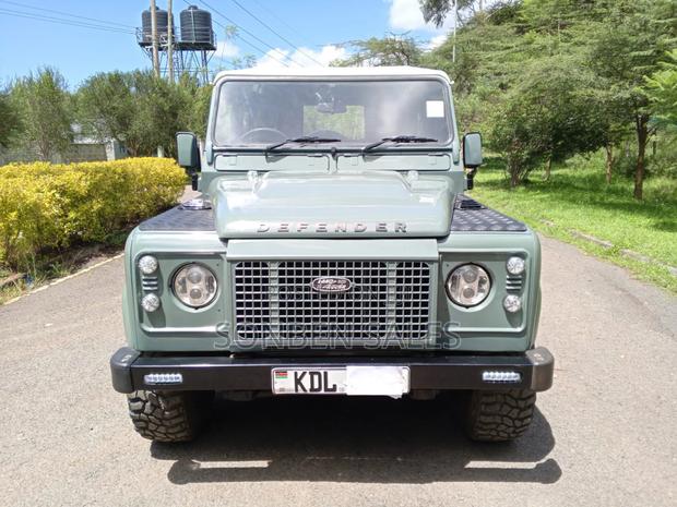 Land Rover Defender 110 2.5 TD5 2007 Green