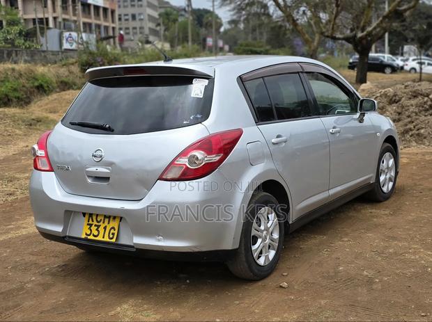 Nissan Tiida 2009