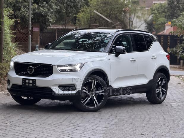 Volvo XC40 T5 Petrol AWD 2019 White
