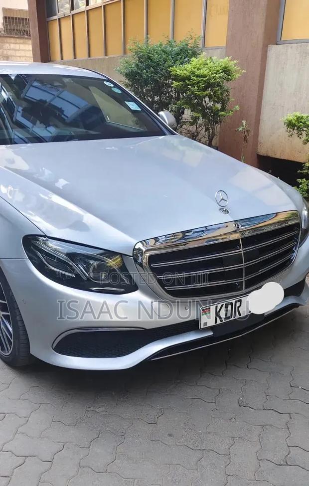 Mercedes-Benz E400 2017 Gray