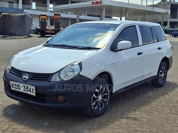 Nissan Advan 2014 White