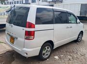 Toyota Noah 2006 White for sale