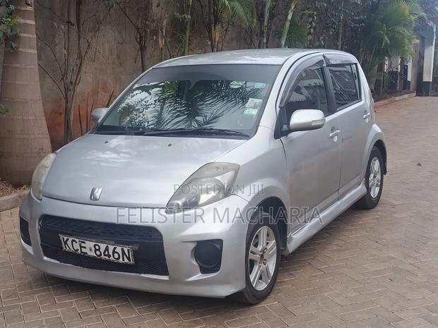 Toyota Passo 2008 Silver
