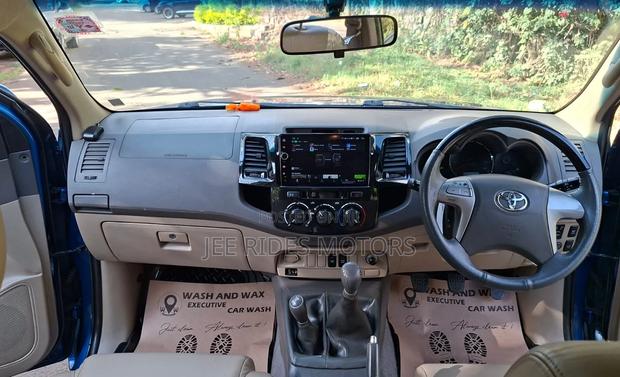 Toyota Fortuner 3.0 D AWD 2012 Blue