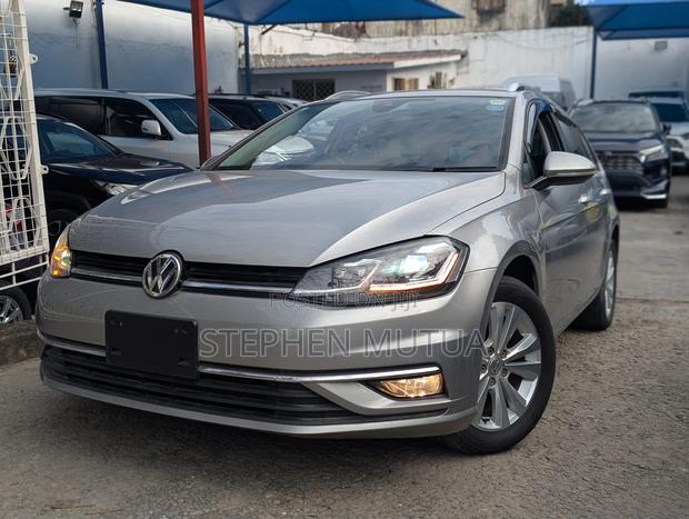 Volkswagen Golf 1.4T TSI FWD 2020 Silver
