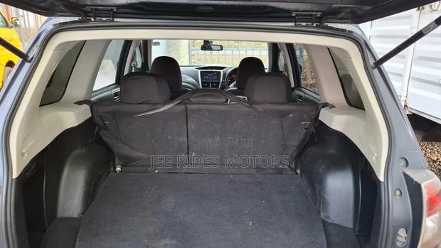 Subaru Forester 2010 Gray