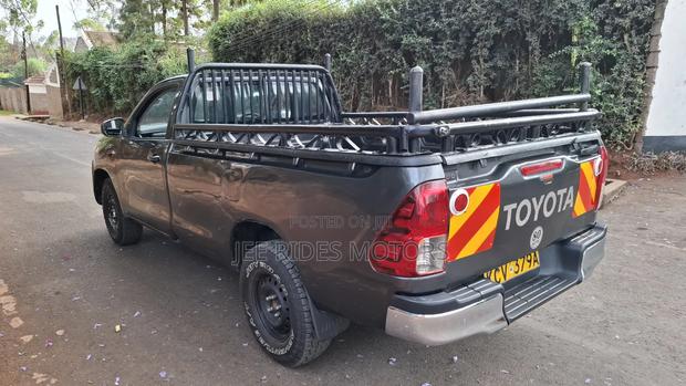 Toyota Hilux Revo Single Cab Deisel 2.4 RWD 2019 Gray