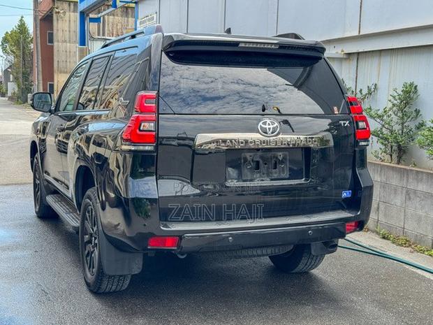 Toyota Land Cruiser Prado 2.8 2021 Black