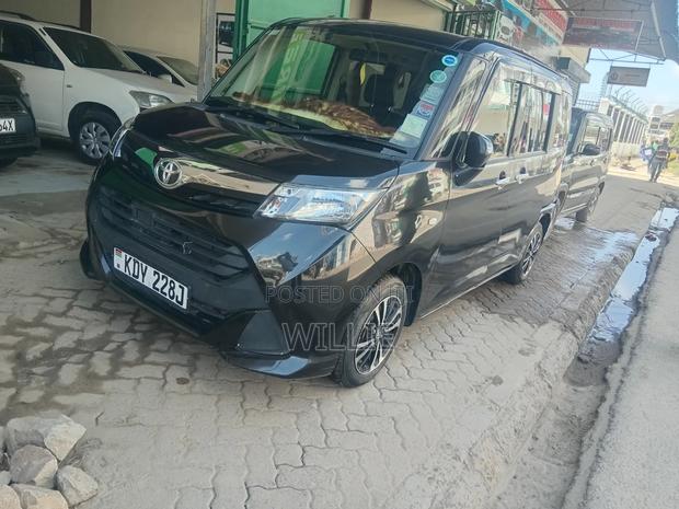 Toyota Tank 2019 Black