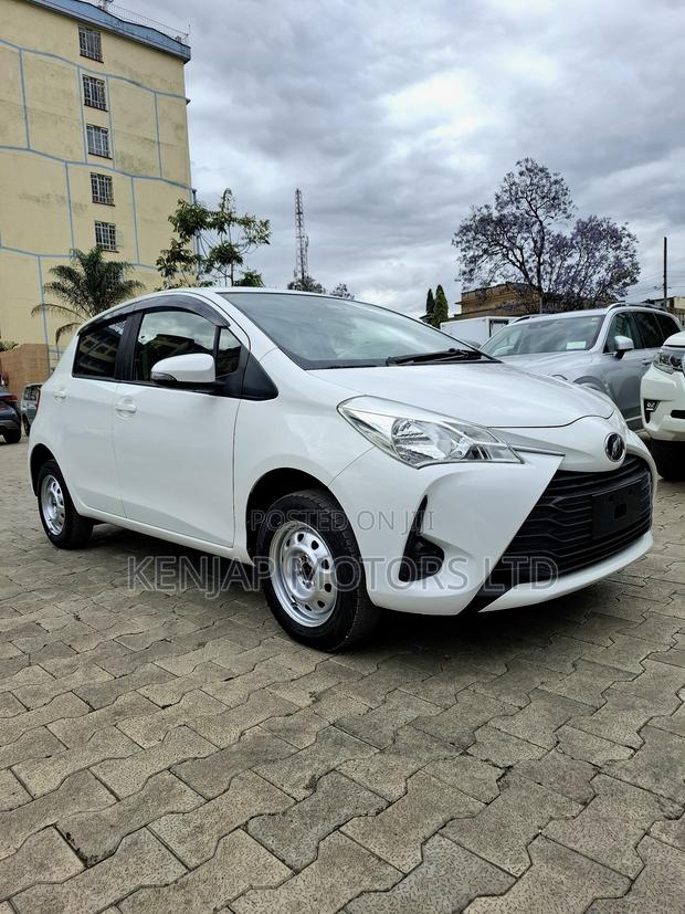 Toyota Vitz 1.3 AWD 5dr 2019 White