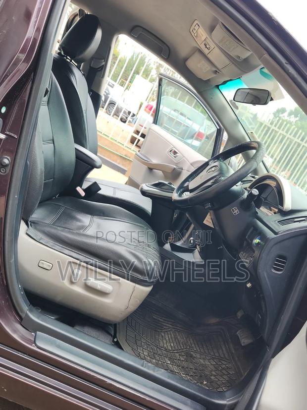 Toyota Sai 2.4 Hybrid FWD 2014 Purple