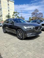 Volvo XC60 2020 Gray for sale