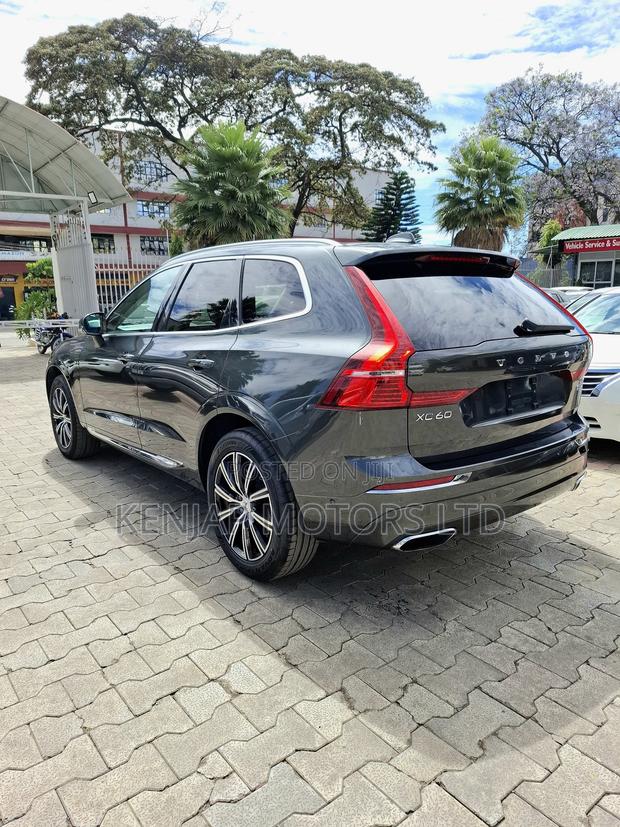 Volvo XC60 2020 Gray