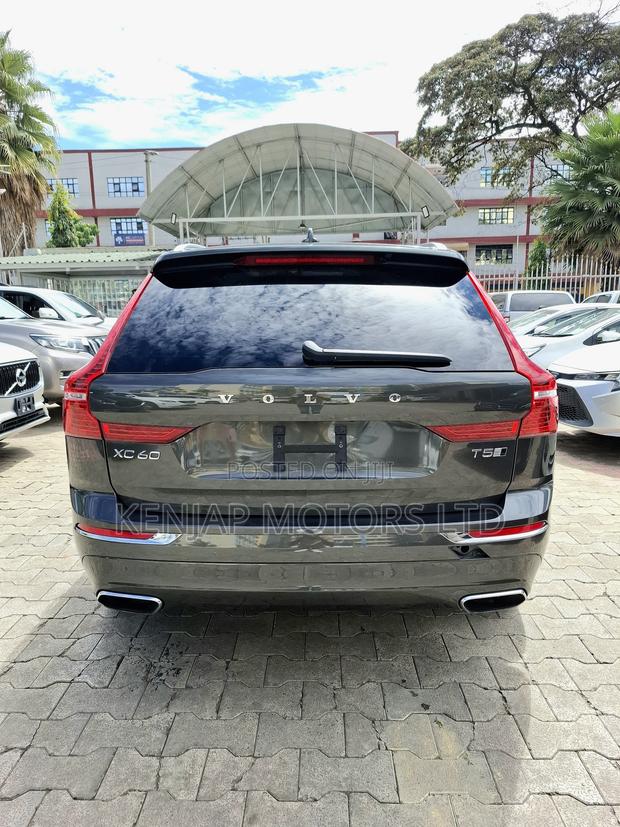 Volvo XC60 2020 Gray