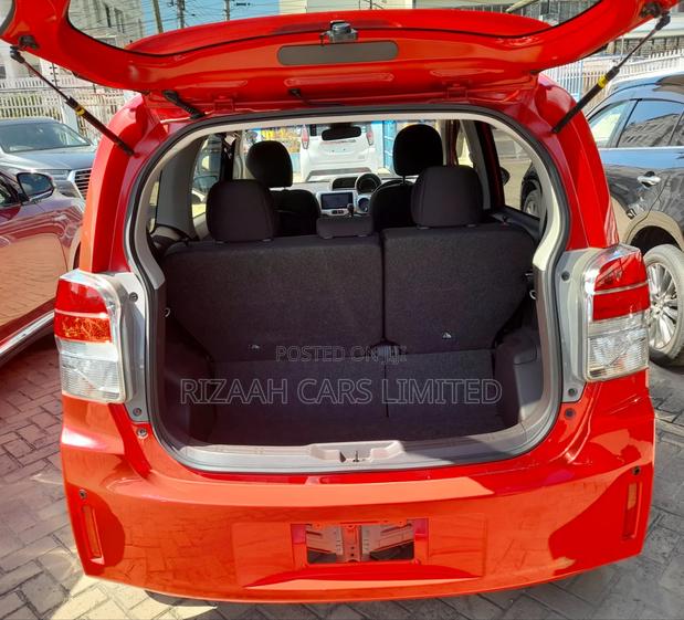Toyota Spade 1.5 2019 Red