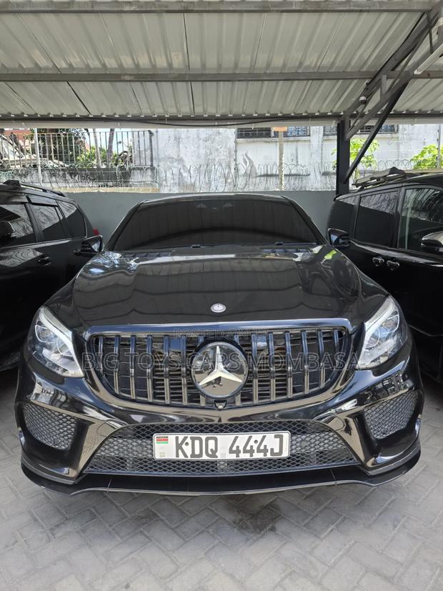 Mercedes-Benz GLE-Class 2016 Black