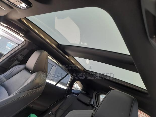 Toyota Harrier 2.0 2021 White