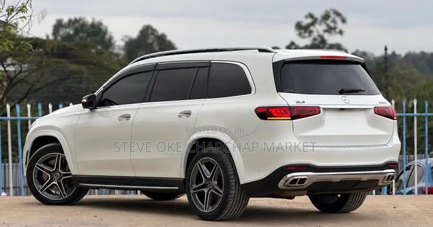 Mercedes-Benz GLS-Class GLS 400d 2021