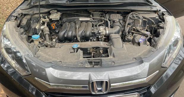Honda Vezel 2016
