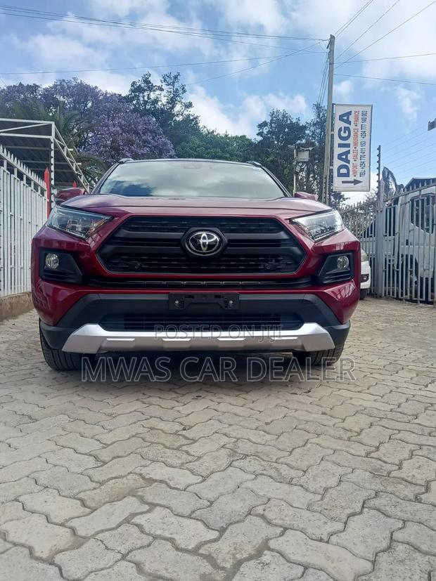 Toyota RAV4 2019 Red