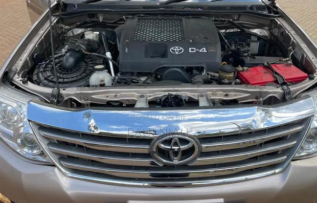 Toyota Fortuner 2009