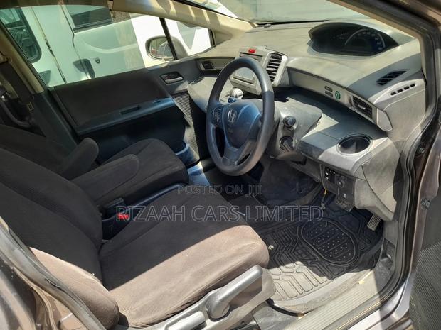 Honda Freed 2016 Gray