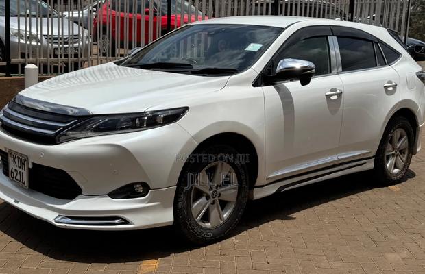 Toyota Harrier 2.0 2015 White