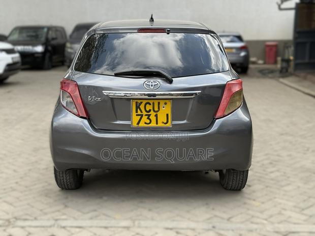 Toyota Vitz 2013 Gray