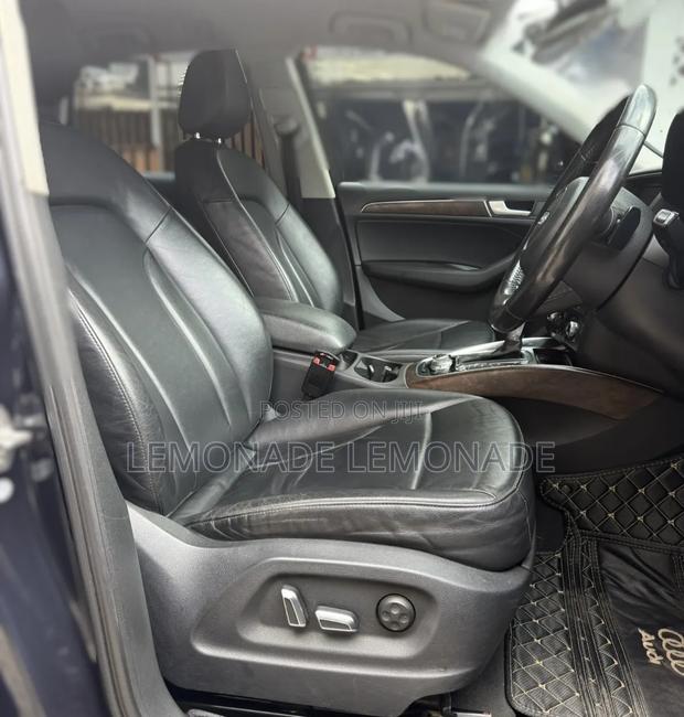 Audi Q5 2.0T Premium AWD quattro 2016 Blue