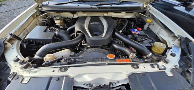 Isuzu D-MAX 2018 White