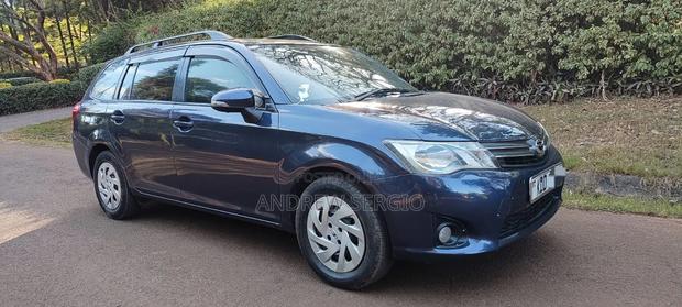 Toyota Corolla Fielder 2014 Blue