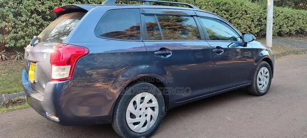 Toyota Corolla Fielder 2014 Blue