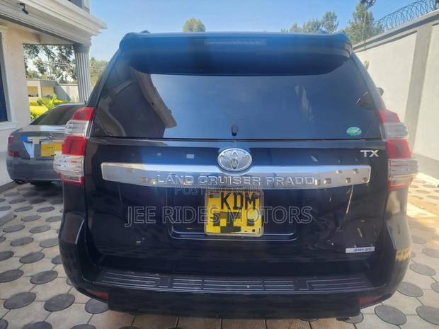 Toyota Land Cruiser Prado 2017 Blue