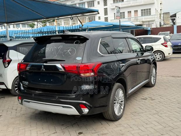 Mitsubishi Outlander 2019 Black