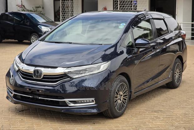 Honda Shuttle 2019 Blue