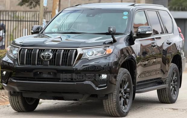 Toyota Land Cruiser Prado 2021 Burgundy