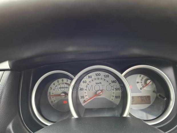 Nissan Tiida 2010 White