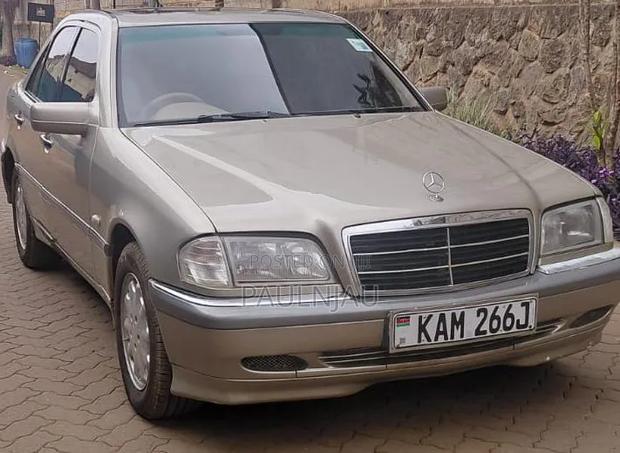 Mercedes-Benz C200 2000