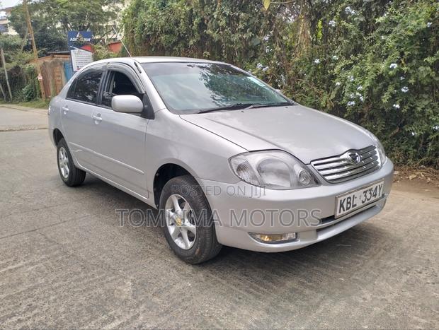 Toyota Corolla 2005 White