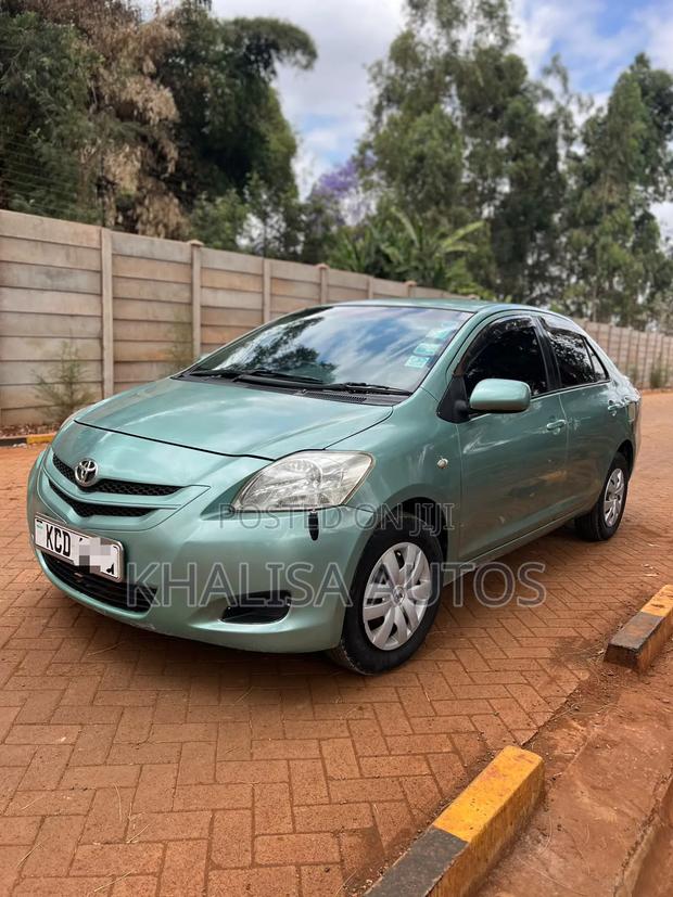 Toyota Belta 2013 Beige