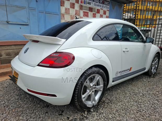 Volkswagen Beetle 2019 White