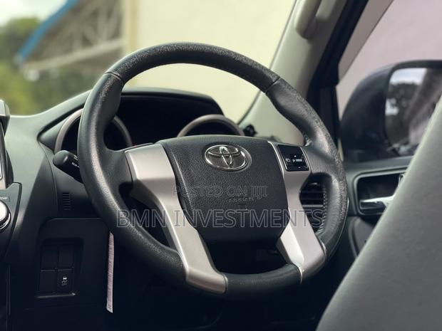 Toyota Land Cruiser Prado 2016 White