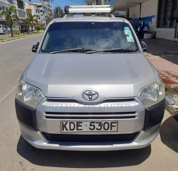 Toyota Probox 1.5 F 2WD 2015 Silver