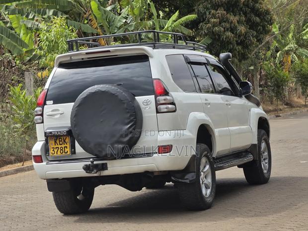 Toyota Land Cruiser Prado 3.0 D-4D 5dr 2004 White