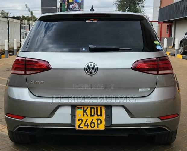 Volkswagen Golf 2018 Silver