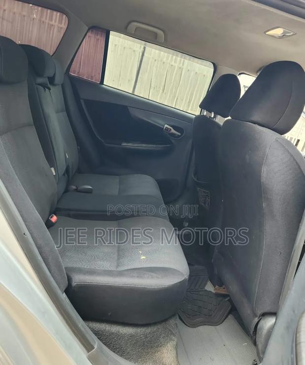 Toyota Corolla Fielder 2008 Silver