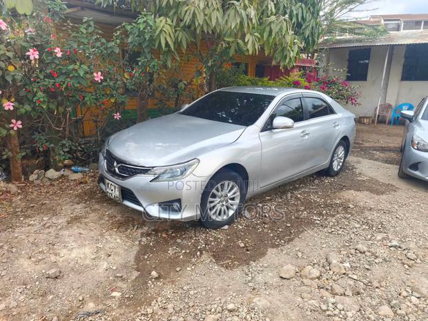 Toyota Mark X 2.5 AWD 2012 Silver