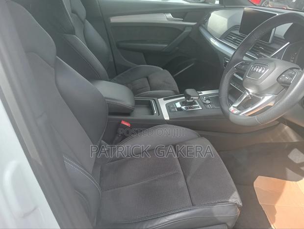 Audi Q5 2.0T Premium AWD quattro 2019 White