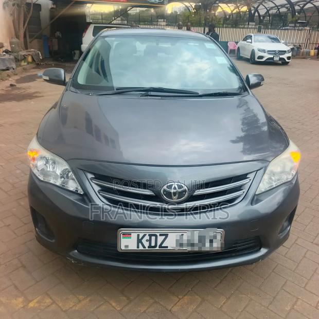 Toyota Corolla 2012 Gray