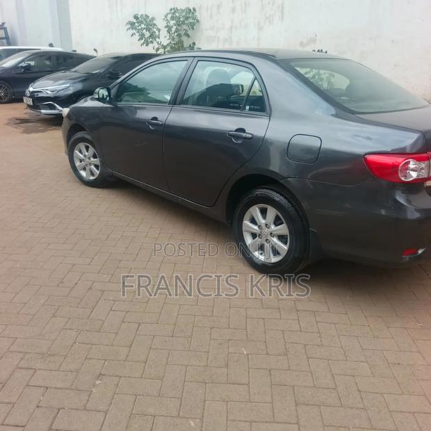 Toyota Corolla 2012 Gray